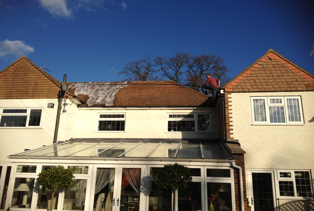 Roof cleaning Epsom